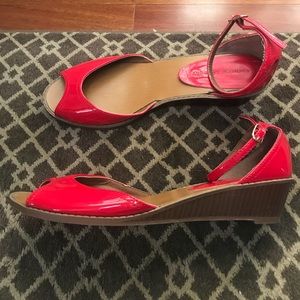 Red Chinese Laundry Mini Wedge Sandals
